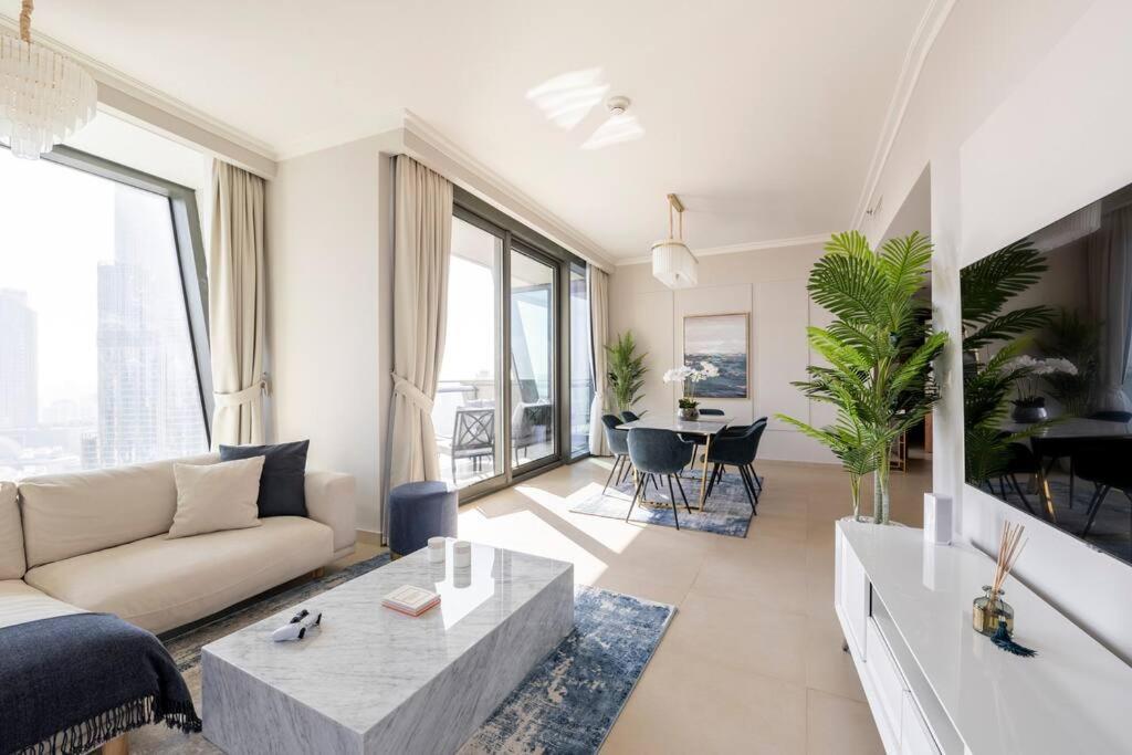 Larbi Breathtaking Burj And Fountain View Luxurious 2 Bed Leilighet Dubai Eksteriør bilde