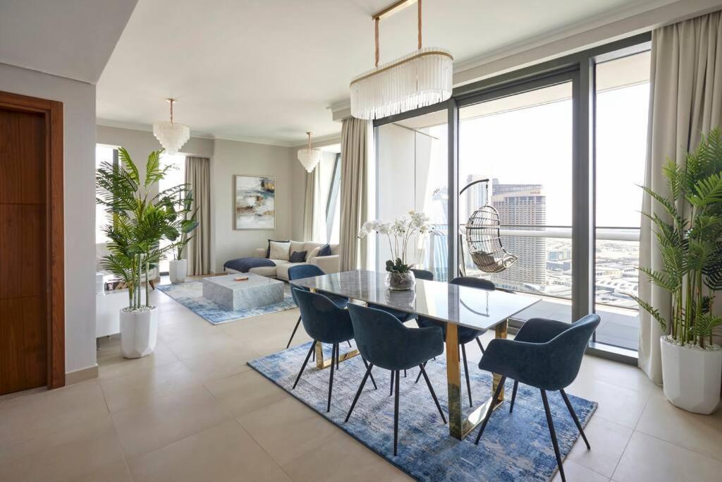 Larbi Breathtaking Burj And Fountain View Luxurious 2 Bed Leilighet Dubai Eksteriør bilde