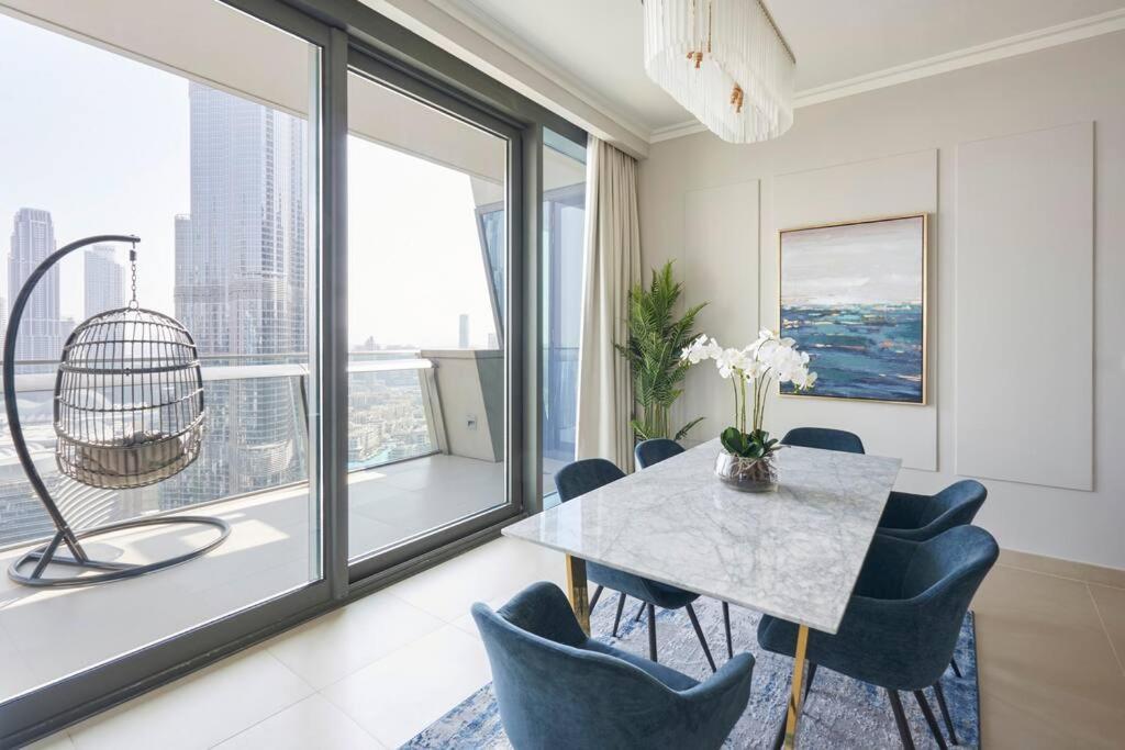 Larbi Breathtaking Burj And Fountain View Luxurious 2 Bed Leilighet Dubai Eksteriør bilde